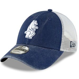 Chicago Cubs New Era trucker hat
